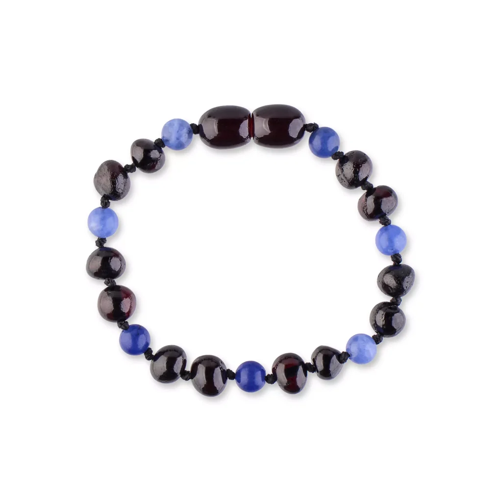 Elegant blue and burgundy beaded bracelet with natural stones, perfect for stylish everyday wear.