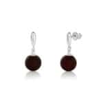 Elegant silver earrings, perfect for versatile, natural, and understated style.