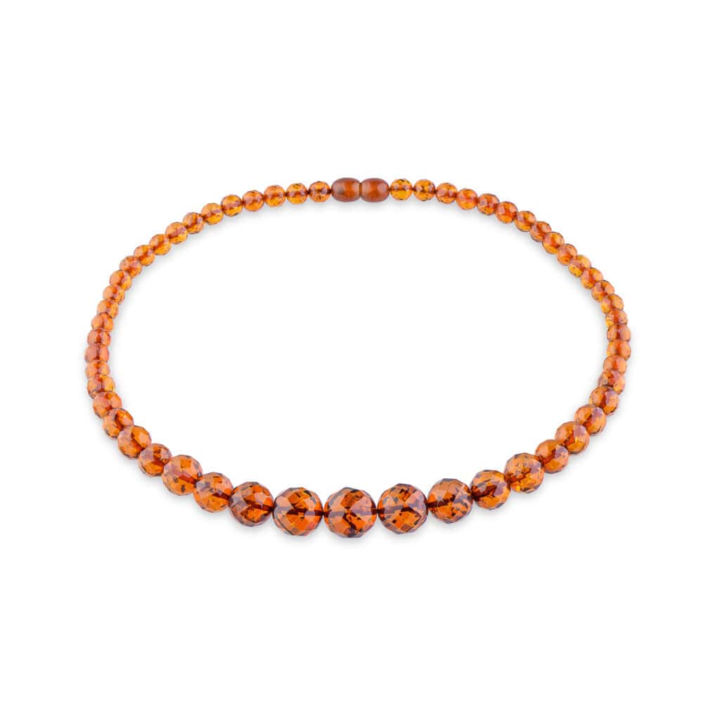 Elegant Baltic amber necklace with warm cognac beads and natural, polished craftsmanship.